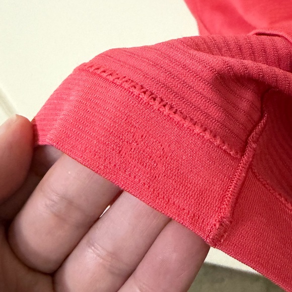 Lululemon Swiftly Tech Cropped Short Sleeve 2.0 Size 8 - Picture 2 of 4